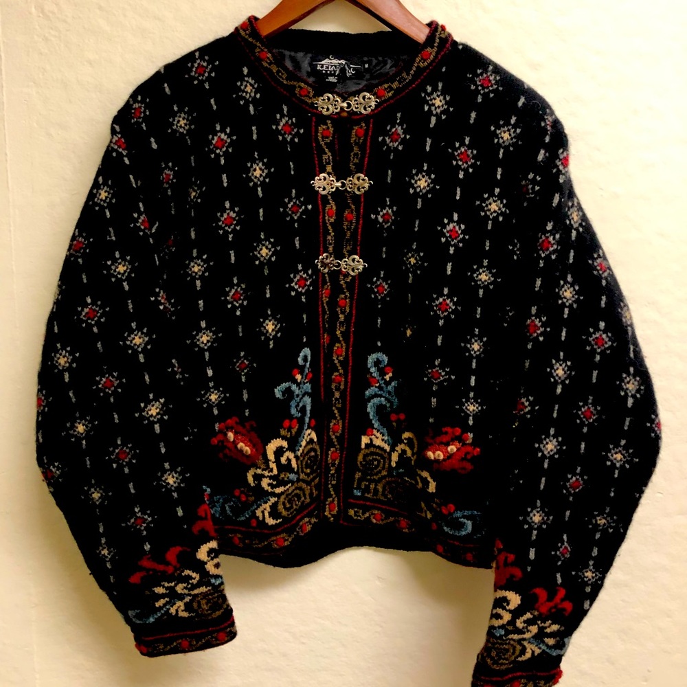 Beautiful Icelandic Knit Cropped Jacket
